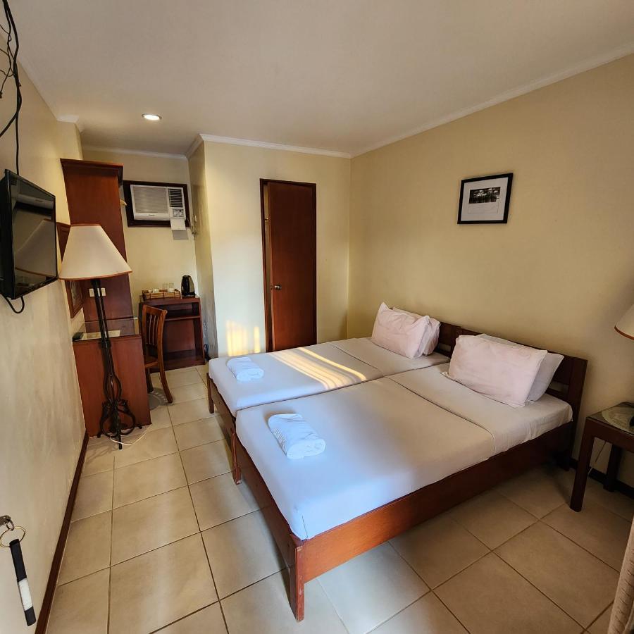 Villa Tomasa Alona Kew White Beach Resort パングラオ エクステリア 写真