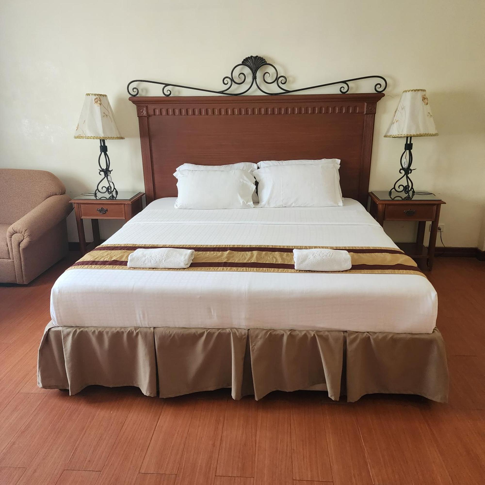 Villa Tomasa Alona Kew White Beach Resort パングラオ エクステリア 写真