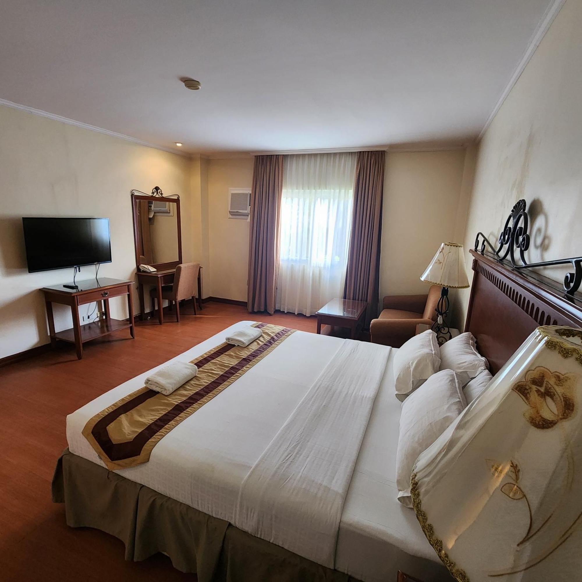 Villa Tomasa Alona Kew White Beach Resort パングラオ エクステリア 写真
